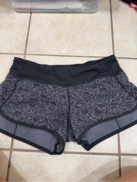 lululemon athletica Pants - Lululemon Speed Up Short 2.5”